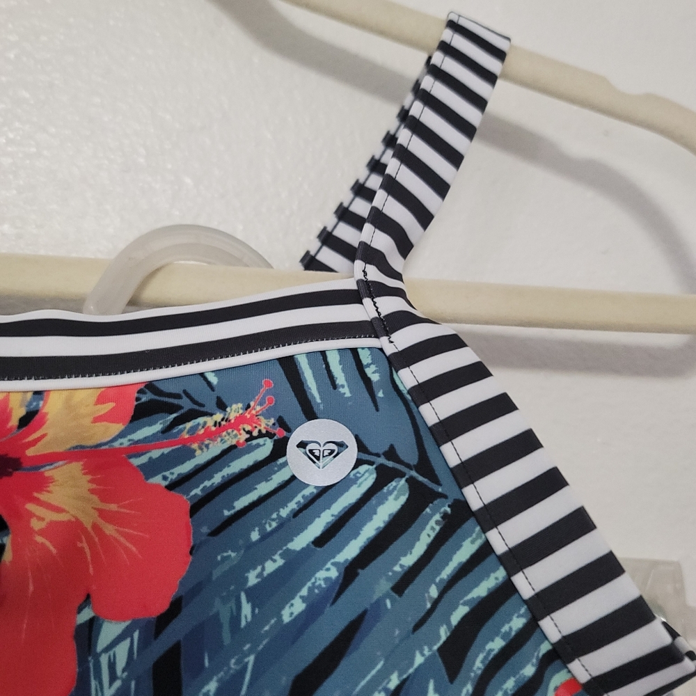 Roxy 2-Piece Swimsuit - Picture 3 of 10